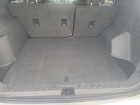 Certified 2020 Chevrolet Equinox LT w/ Driver Convenience Package image 28