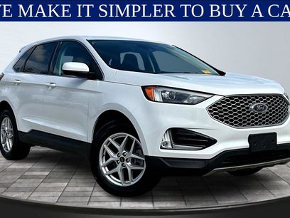 Used 2024 Ford Edge SEL w/ Convenience Package