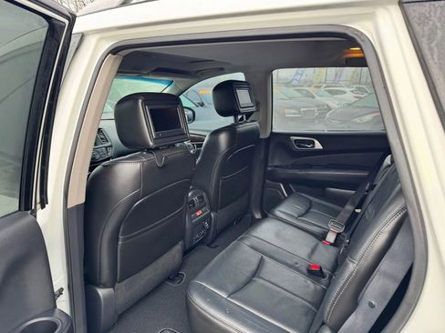 Used 2014 Nissan Pathfinder Platinum w/ Platinum Premium Package image 10