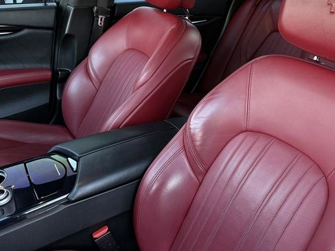 Used 2022 Maserati Ghibli Modena image 29