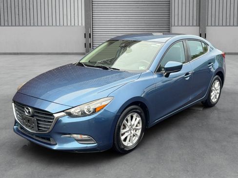 Used 2018 MAZDA MAZDA3 Sport w/ Preferred Equipment Package FWD image 29