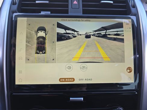 New 2026 Land Rover Discovery Limited Edition image 25