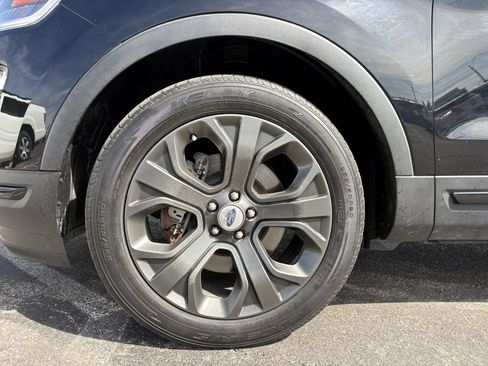 Used 2018 Ford Explorer Sport w/ Equipment Group 401A image 33