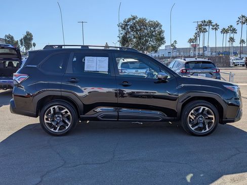 Certified 2025 Subaru Forester Limited w/ Popular Package #2 image 5