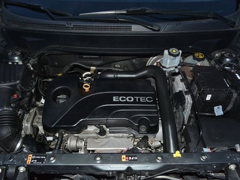 Used 2018 Chevrolet Equinox LT image 14