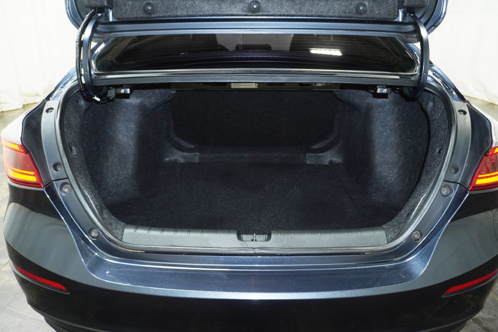 Used 2022 Honda Insight EX image 6