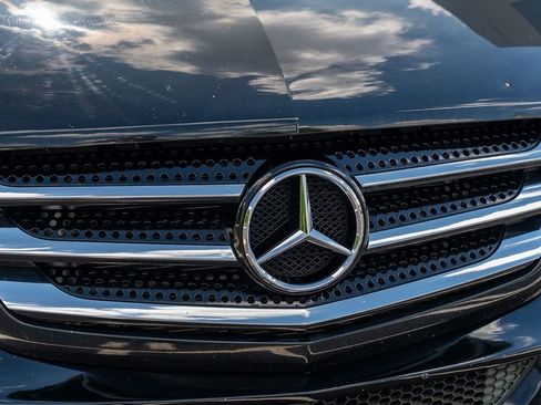 Used 2017 Mercedes-Benz Sprinter 2500 image 6