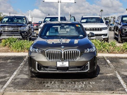 Used 2024 BMW X5 xDrive50e w/ Premium Package image 3