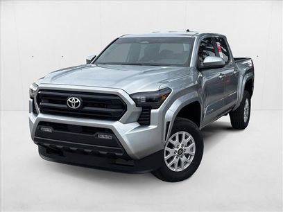 New 2025 Toyota Tacoma SR5