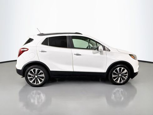 Used 2019 Buick Encore Essence FWD image 11