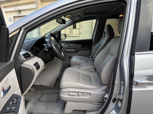 Used 2016 Honda Odyssey EX-L image 36