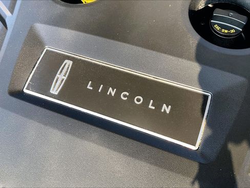 Used 2019 Lincoln MKC Reserve image 34