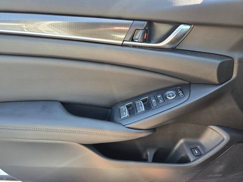 Used 2022 Honda Accord Sport image 32