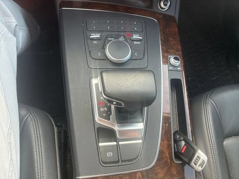 Used 2018 Audi Q5 2.0T Premium AWD/4WD image 12