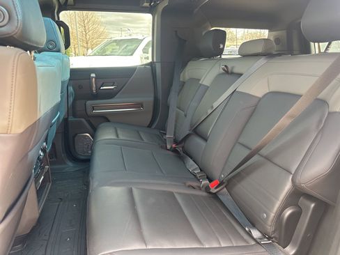Used 2024 GMC Hummer EV 3X image 7