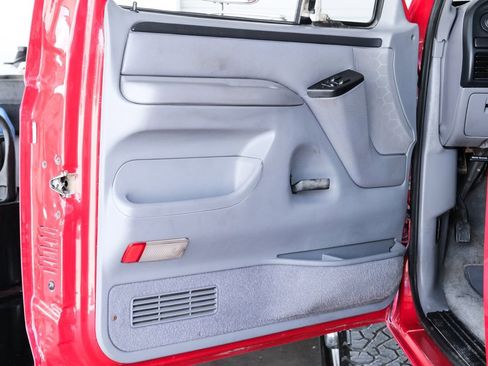 Used 1996 Ford F250 4x4 SuperCab image 33