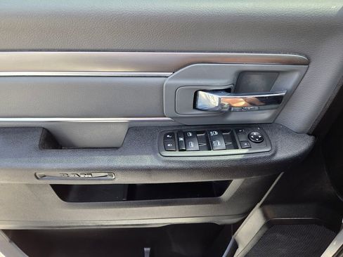 Certified 2022 RAM 1500 Classic SLT RWD image 20