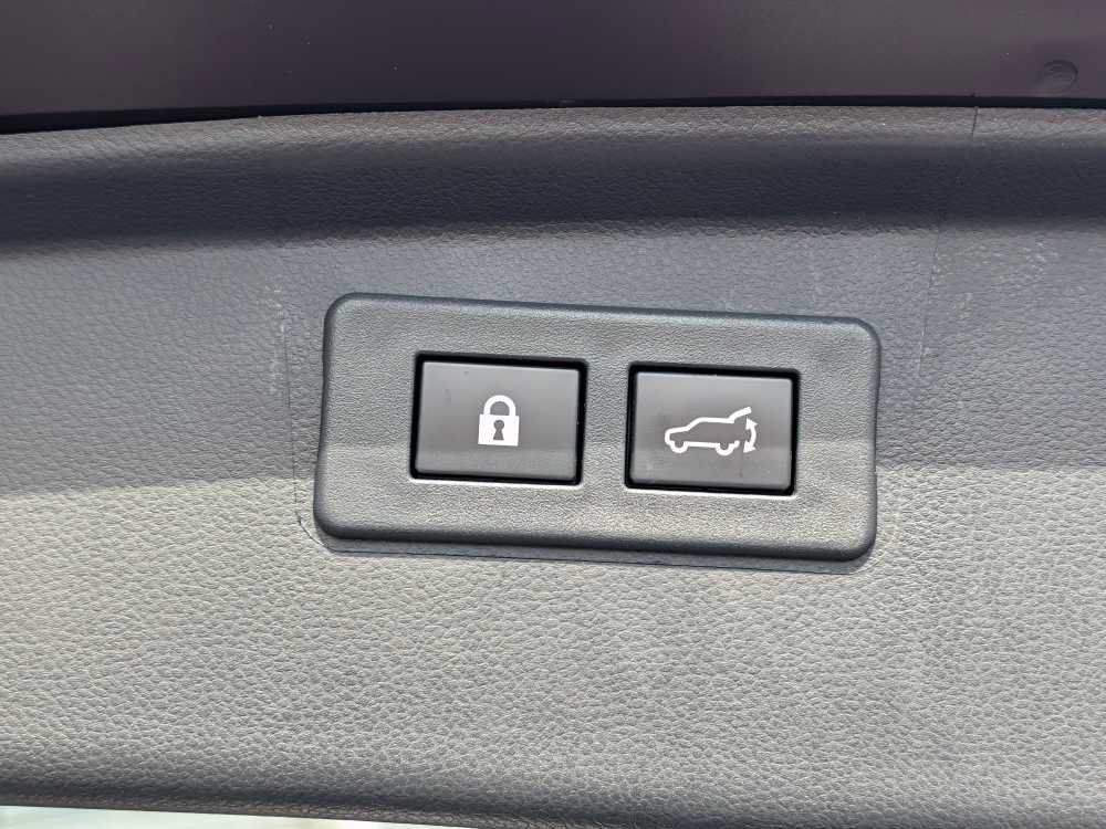 Used 2023 Subaru Outback Touring XT AWD/4WD image 23