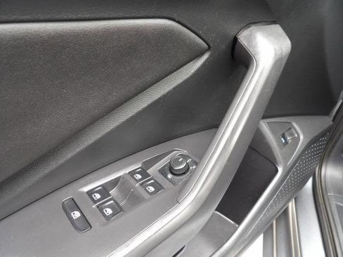 Used 2020 Volkswagen Jetta S w/ Driver Assistance Package image 18