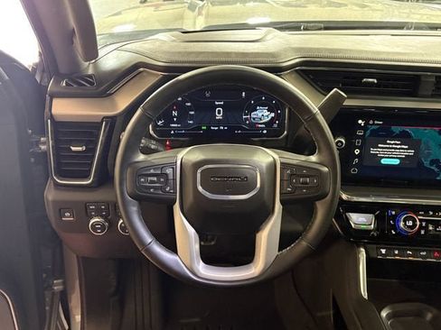 Used 2025 GMC Sierra 3500 Denali w/ Denali Reserve Package AWD/4WD image 36