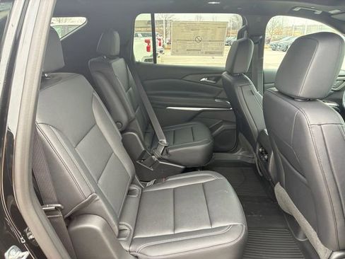 New 2026 Chevrolet Traverse LT w/ Sun and Wheel Package image 15