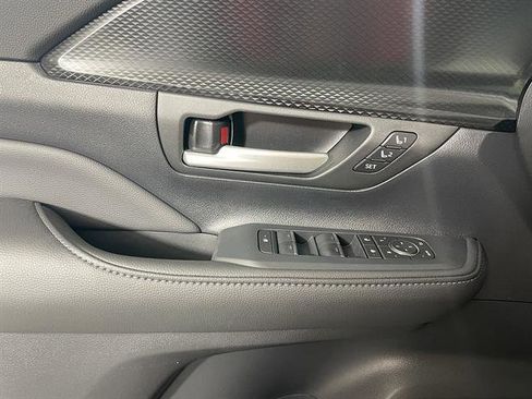 New 2026 Toyota Grand Highlander AWD Hybrid image 20