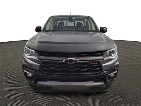 Used 2022 Chevrolet Colorado Z71 AWD/4WD image 2