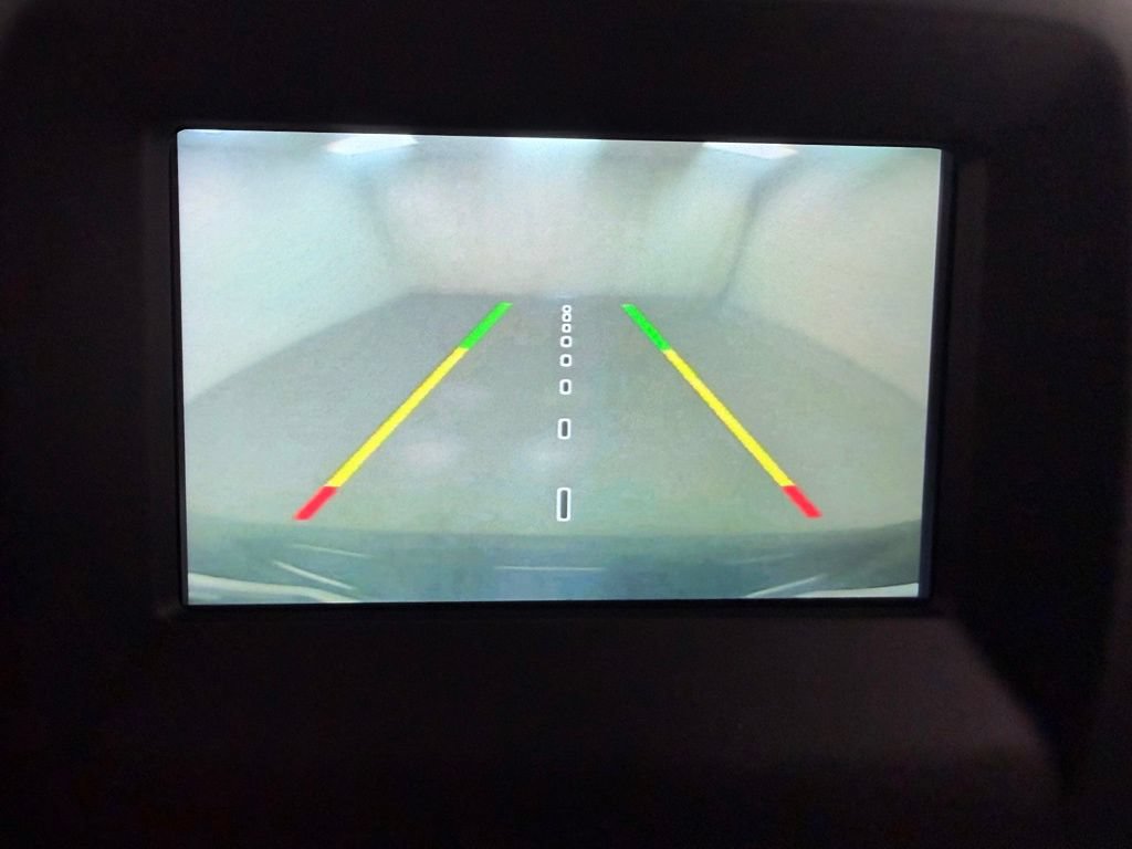 Used 2018 Jeep Compass Latitude w/ Popular Equipment Group FWD image 25