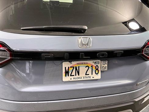Used 2025 Honda Pilot Touring image 31