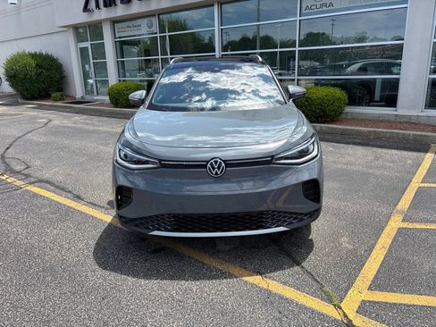 Used 2023 Volkswagen ID.4 Pro S Plus AWD/4WD image 2
