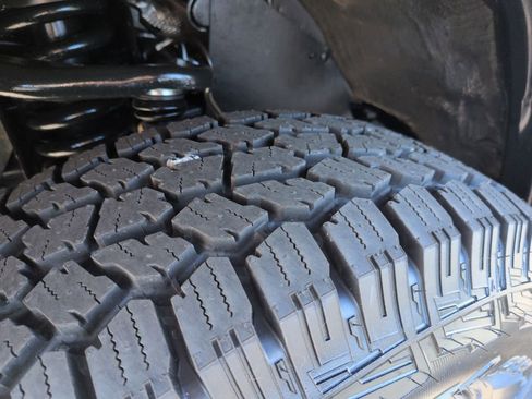 Used 2023 Toyota Tacoma SR image 28