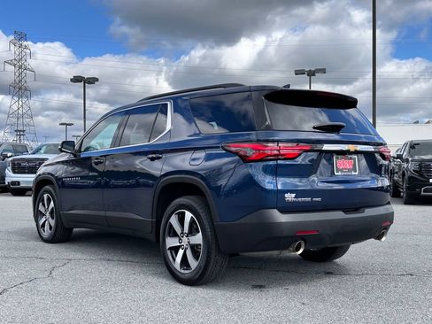 Used 2023 Chevrolet Traverse LT w/ LT Premium Package AWD/4WD image 8
