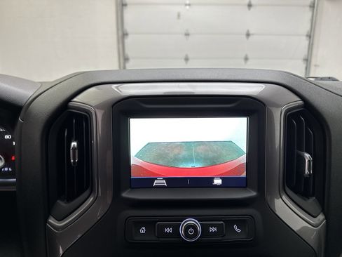 Used 2022 Chevrolet Silverado 1500 Custom image 30