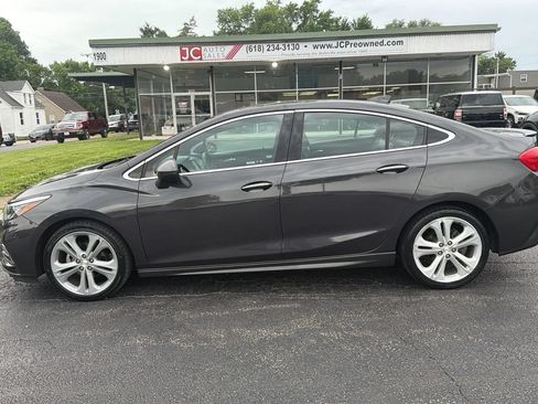 Used 2016 Chevrolet Cruze Premier FWD image 8