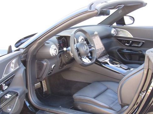 Certified 2022 Mercedes-Benz SL 63 AMG 4MATIC w/ Driver Assistance Package image 10
