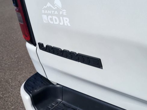 Used 2024 RAM 1500 Laramie AWD/4WD image 13