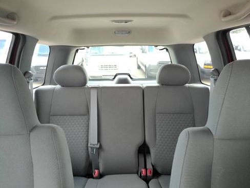 Used 2006 Jeep Liberty Sport RWD image 27