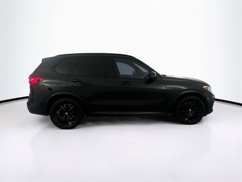 Used 2020 BMW X5 xDrive40i w/ M Sport Package image 4