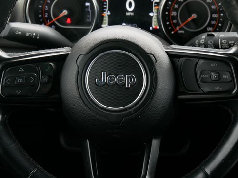 Used 2021 Jeep Wrangler Unlimited Sport AWD/4WD image 31