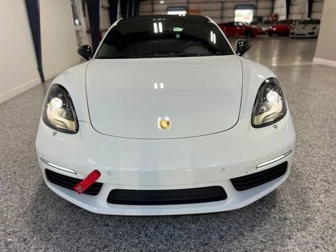 Used 2018 Porsche 718 Cayman S image 11