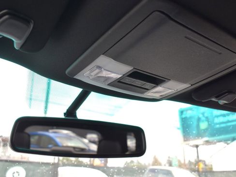 Used 2016 Ford Explorer Limited image 19