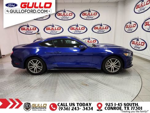 Used 2016 Ford Mustang Coupe image 4