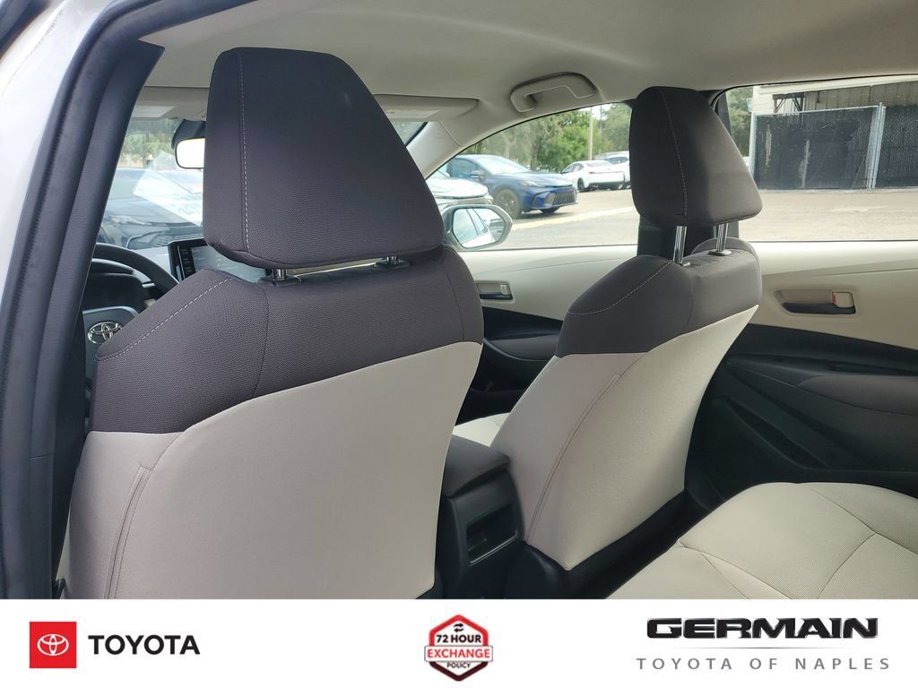 Used 2022 Toyota Corolla LE FWD image 22
