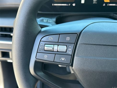 New 2025 Kia K4 LX image 16