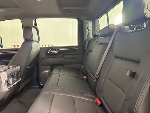 Used 2025 GMC Sierra 3500 Denali w/ Denali Reserve Package image 13