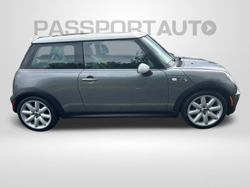 Used 2004 MINI Cooper S FWD image 5