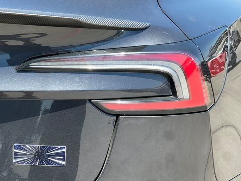Used 2024 Tesla Model 3 Performance AWD/4WD image 33
