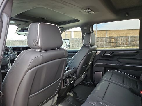 New 2026 GMC Sierra 2500 AT4X image 10