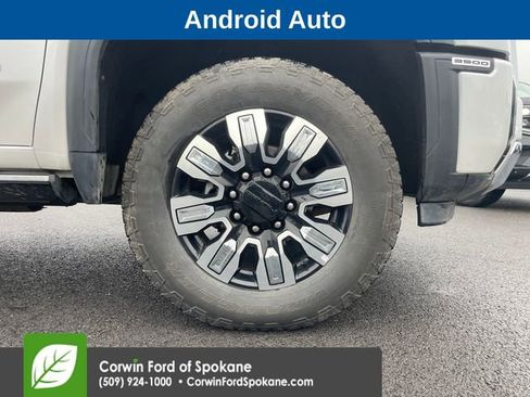 Used 2025 GMC Sierra 3500 Denali image 9