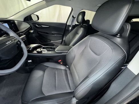New 2025 Kia EV6 Light image 13